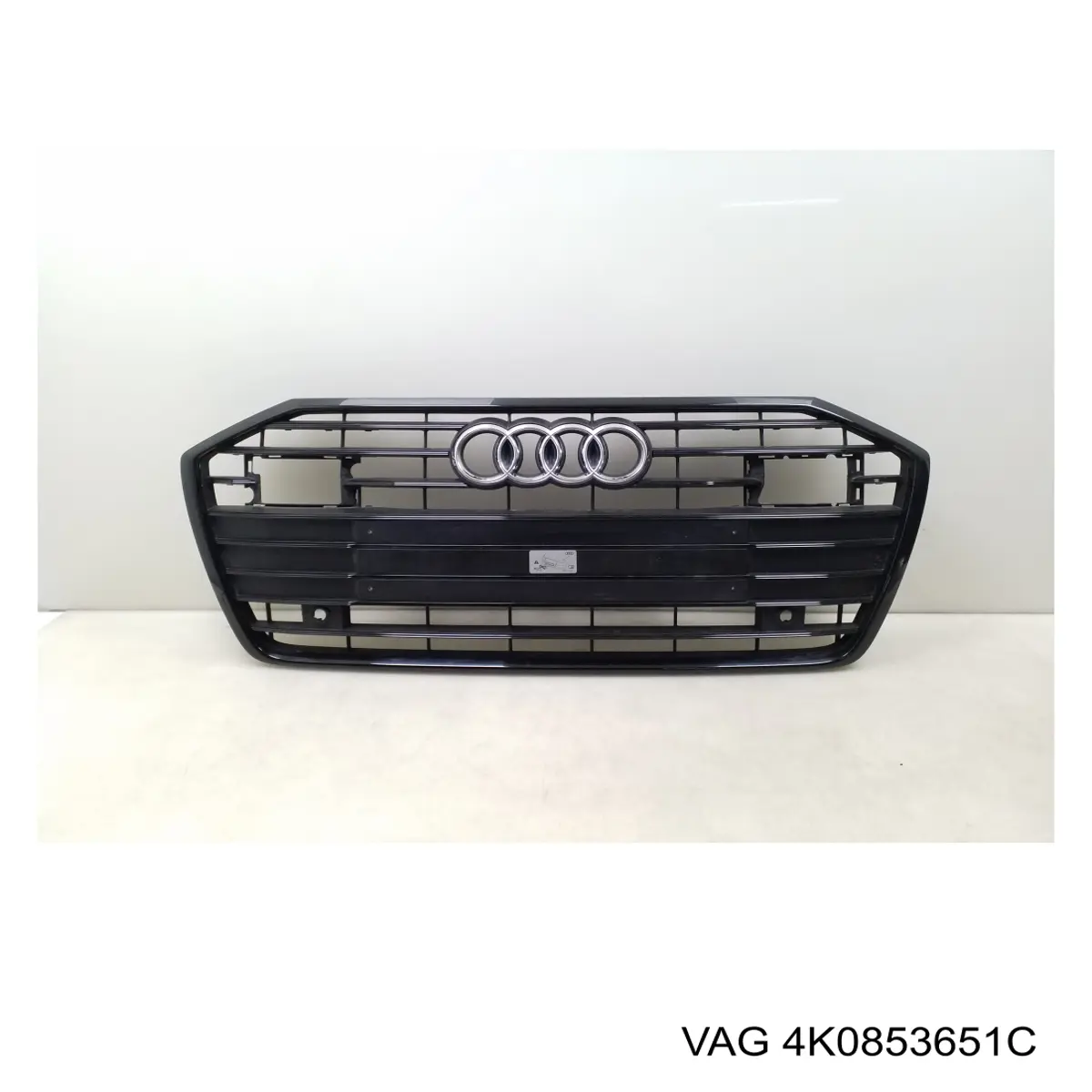 Grelha do radiador VAG 4K0853651C preço, a partir de 276,44 USD