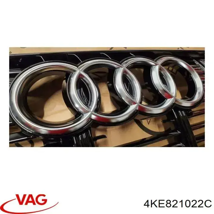 Compre 4KE821022C VAG Pára-lama dianteiro direito