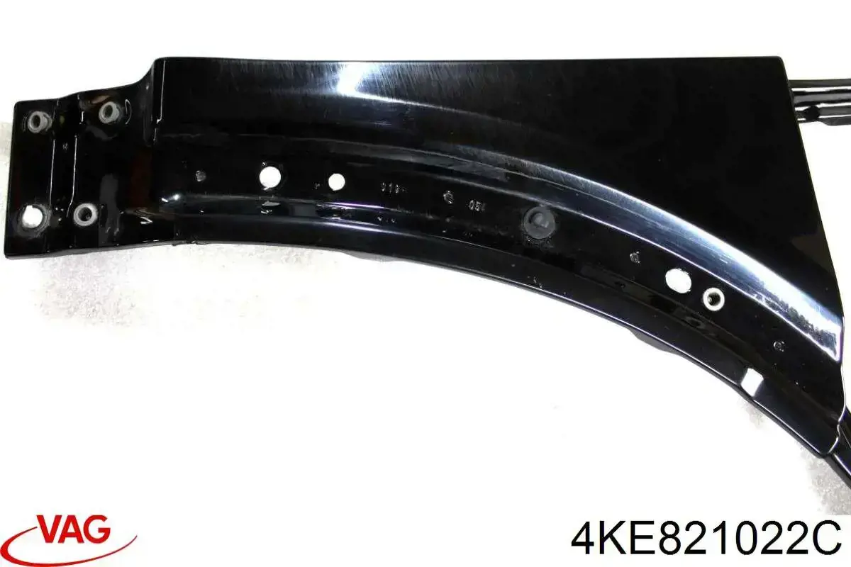 4KE821022C VAG Pára-lama dianteiro direito