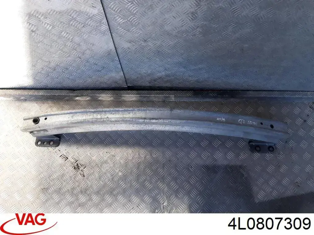 4L0807309 VAG Reforçador do pára-choque traseiro