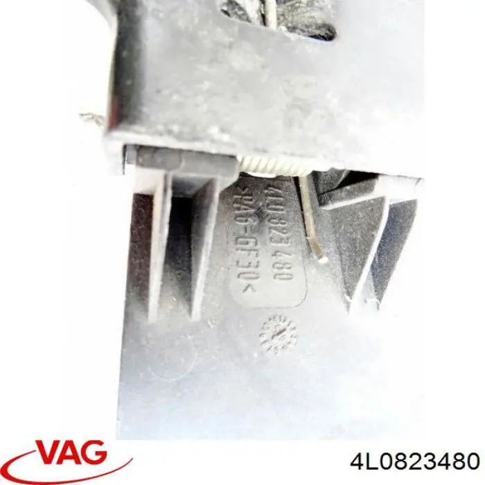 Viga con gancho do fecho da capota VAG 4L0823480 preço, a partir de 46,42 USD