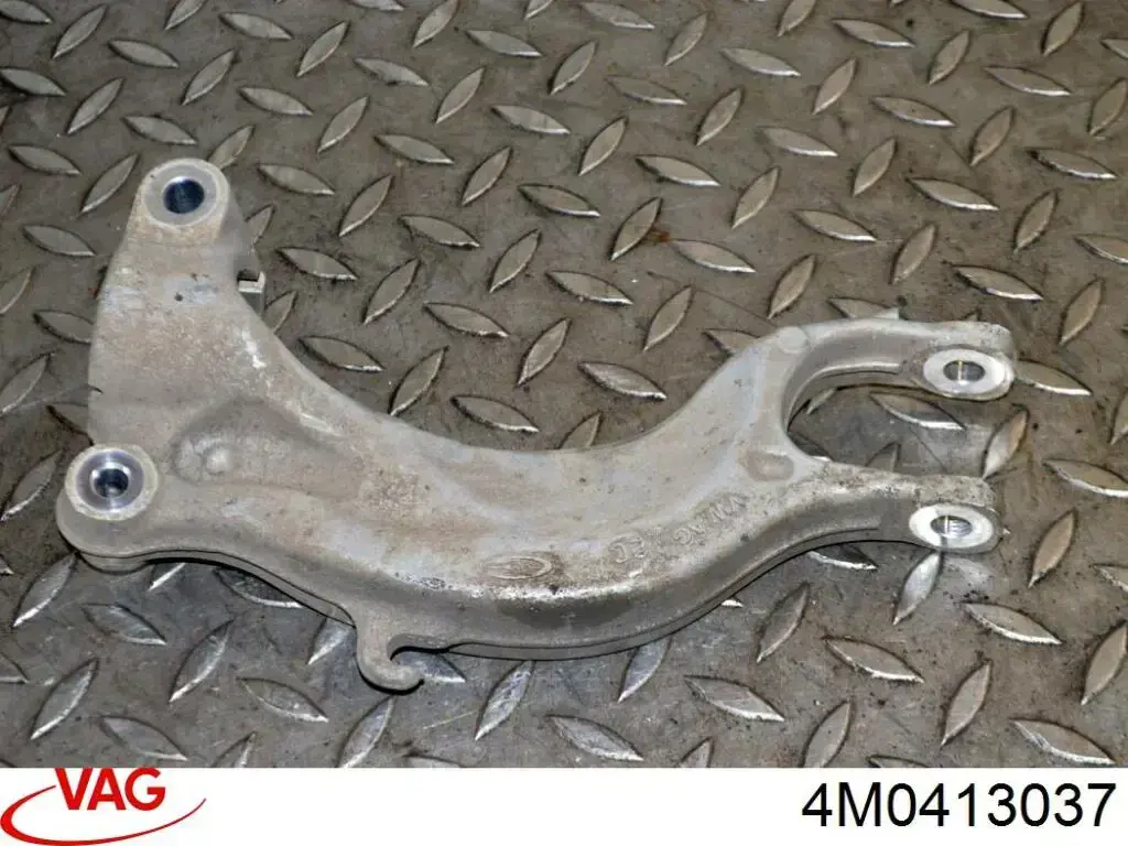 Forquilha inferior esquerda de amortecedor dianteiro VAG 4M0413037F preço, a partir de 129,40 USD