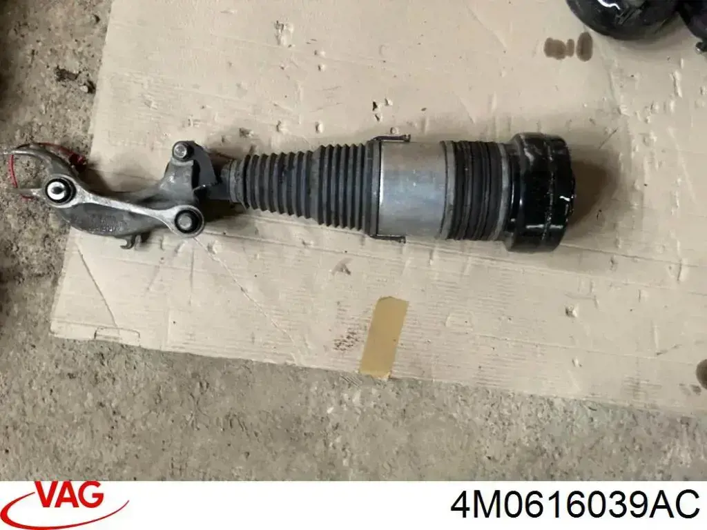 4M0616039AC VAG Amortecedor dianteiro