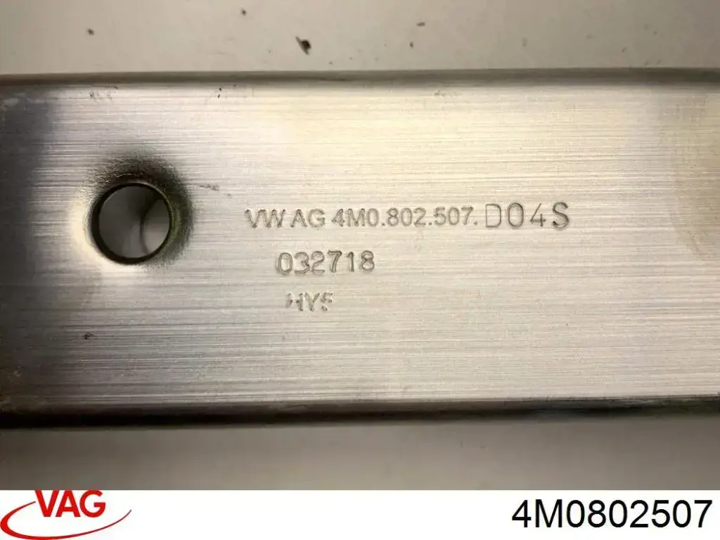 Consola de reforçador do pára-choque dianteiro VAG 4M0802507 preço, a partir de 83,83 USD