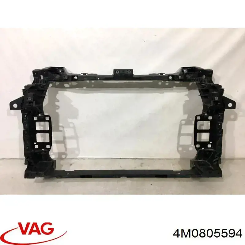 4M0805594 VAG Suporte do radiador montado (painel de montagem de fixação das luzes)