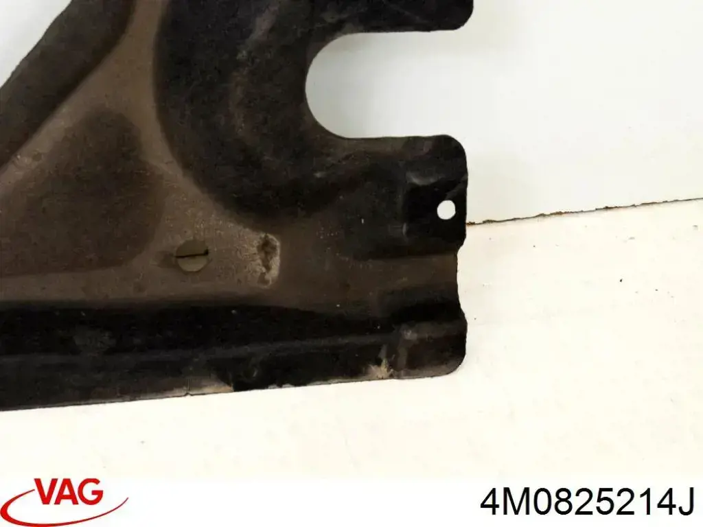 Compre 4M0825214J VAG Proteção de fundo traseira direita