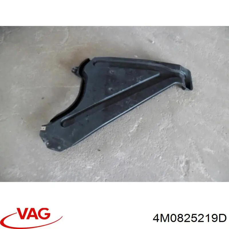 4M0825219F VAG Proteção de fundo traseira direita