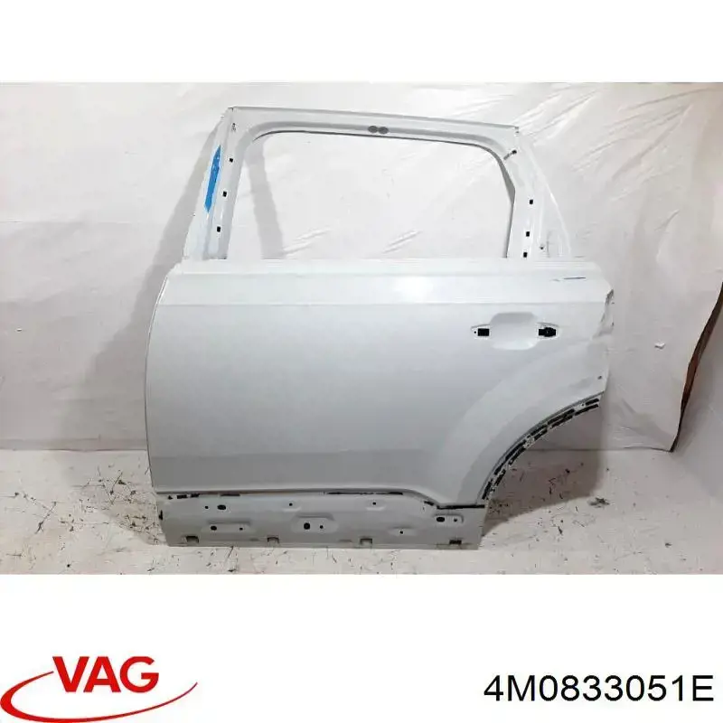 4M0833051E VAG Porta traseira esquerda