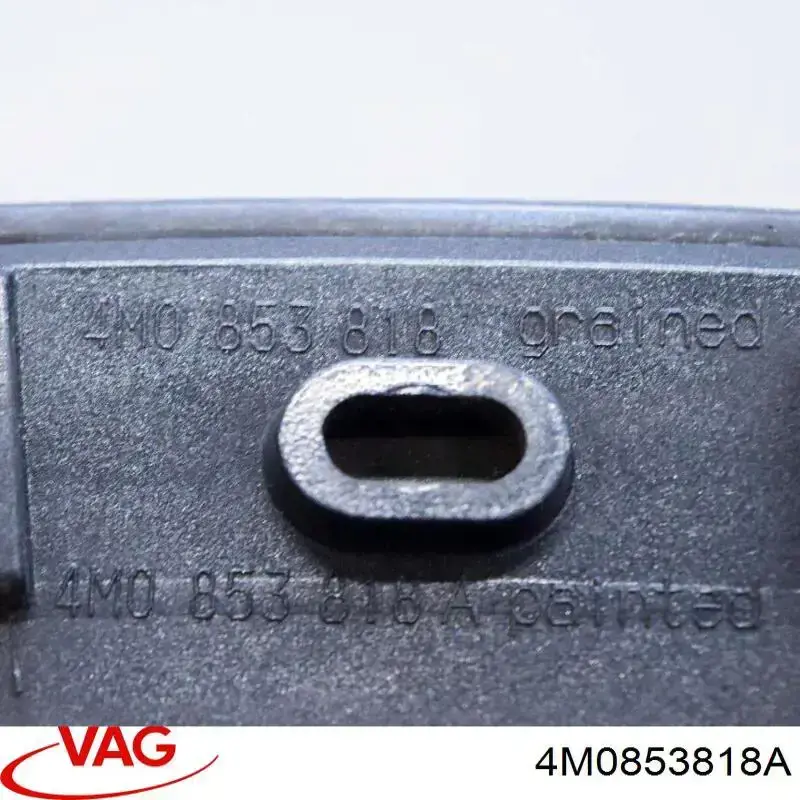 Compre 4M0853818A VAG Expansor direito (placa sobreposta) de arco do pára-lama traseiro