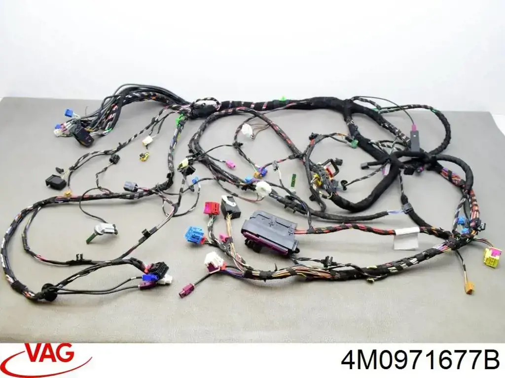 Compre 4M0971677B VAG 
