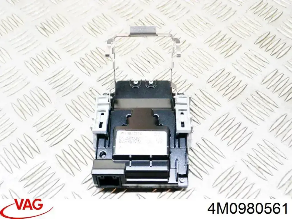 Compre 4M0980561 VAG 