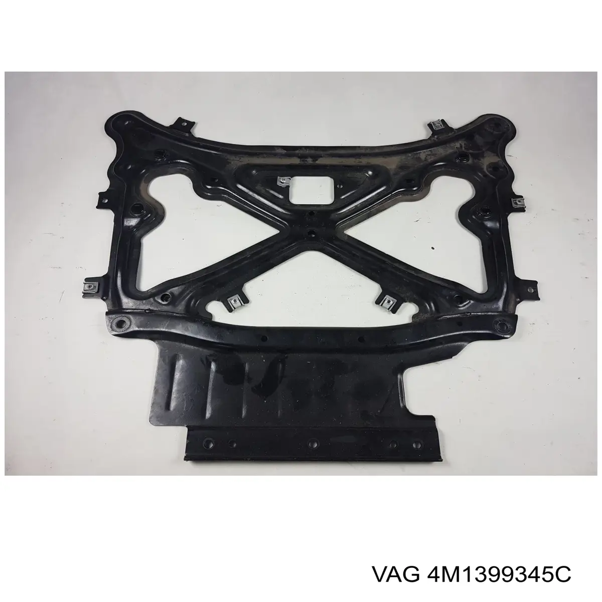 4M1399345C VAG Reforçador dianteiro de plataforma veicular