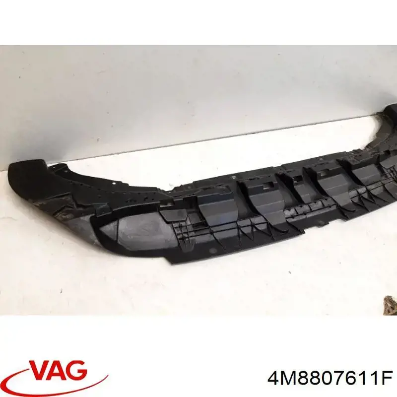 4M8807611E VAG Proteção do pára-choque dianteiro