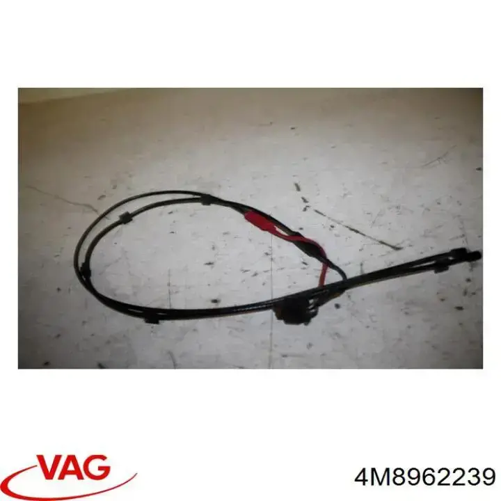 4M8962239 VAG 