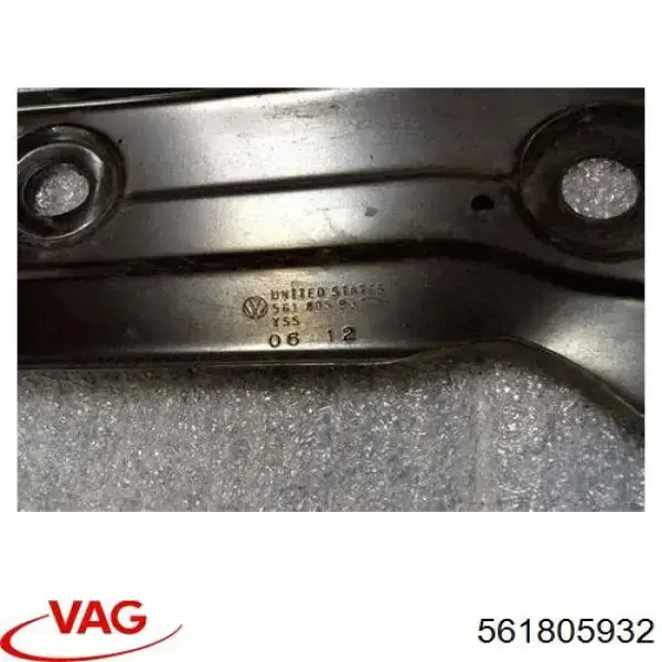 Consola (adaptador) de fixação da luz dianteira direita VAG 561805932 preço, a partir de 18,26 USD