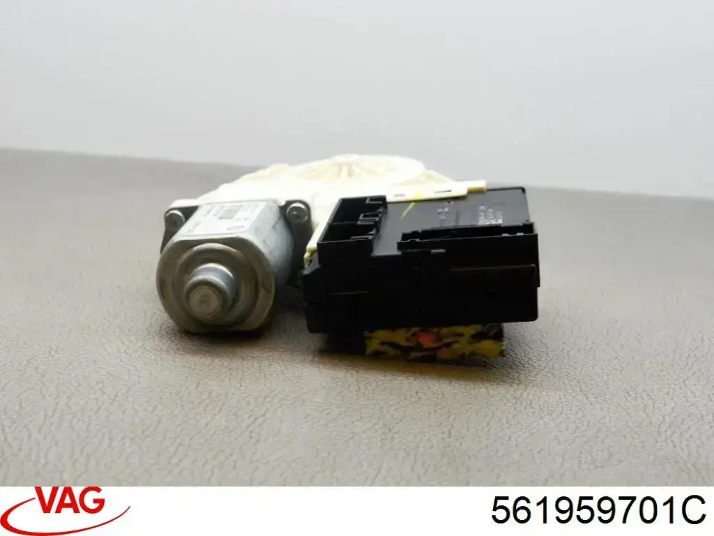 Motor de acionamento de vidro da porta dianteira esquerda VAG 561959701C preço, a partir de 105,02 USD