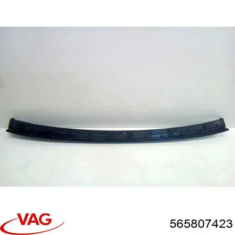 565807423 VAG Placa sobreposta do pára-choque traseiro superior de proteção (degrau-grampo dobrável)