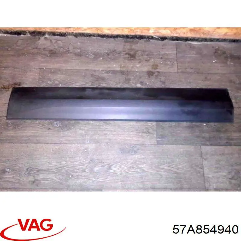 Placa sobreposta da porta dianteira direita VAG 57A854940 preço, a partir de 180,11 USD