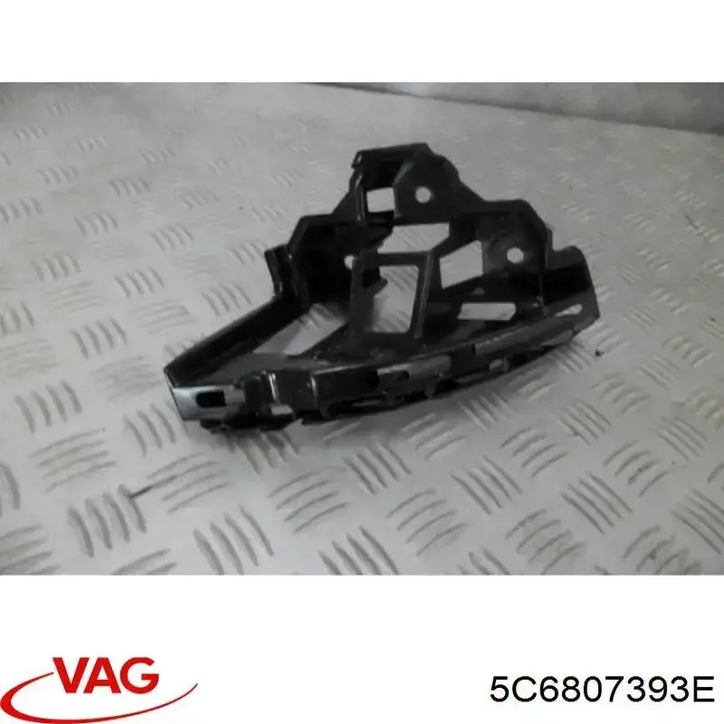 Suporte (consola) esquerdo de fixação da luz traseira VAG 5C6807393E preço, a partir de 12,68 USD
