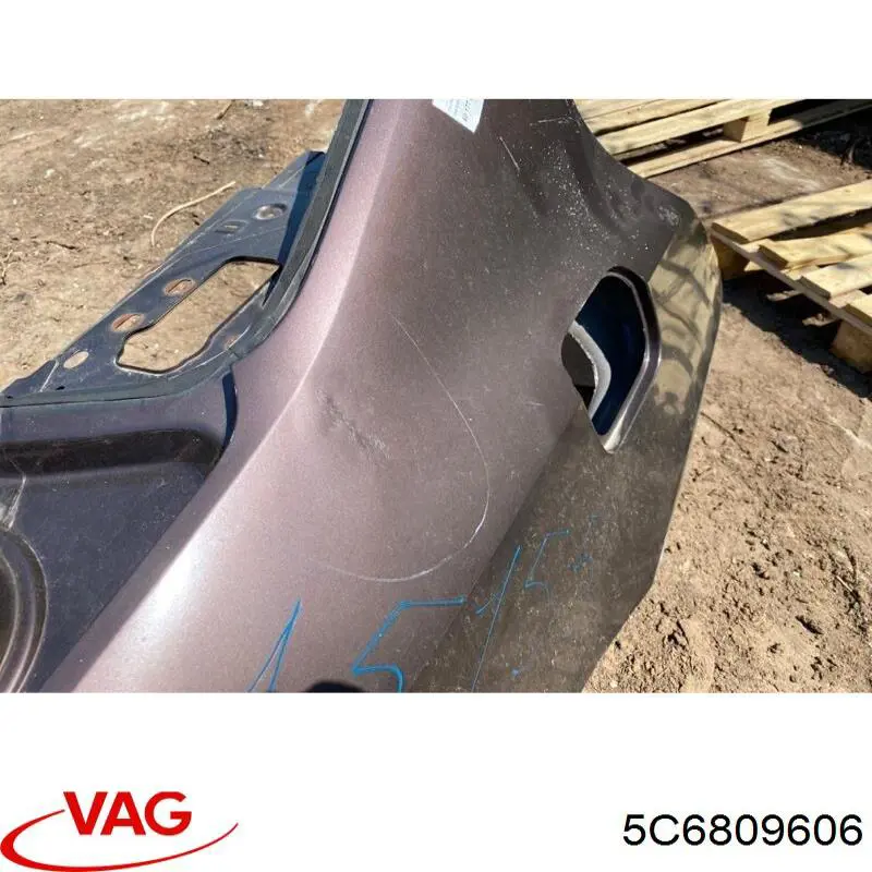 Painel lateral direito de carroçaria VAG 5C6809606 preço, a partir de 1431,31 USD