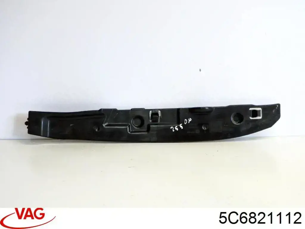 Compactador do pára-lama VAG 5C6821112 preço, a partir de 47,33 USD