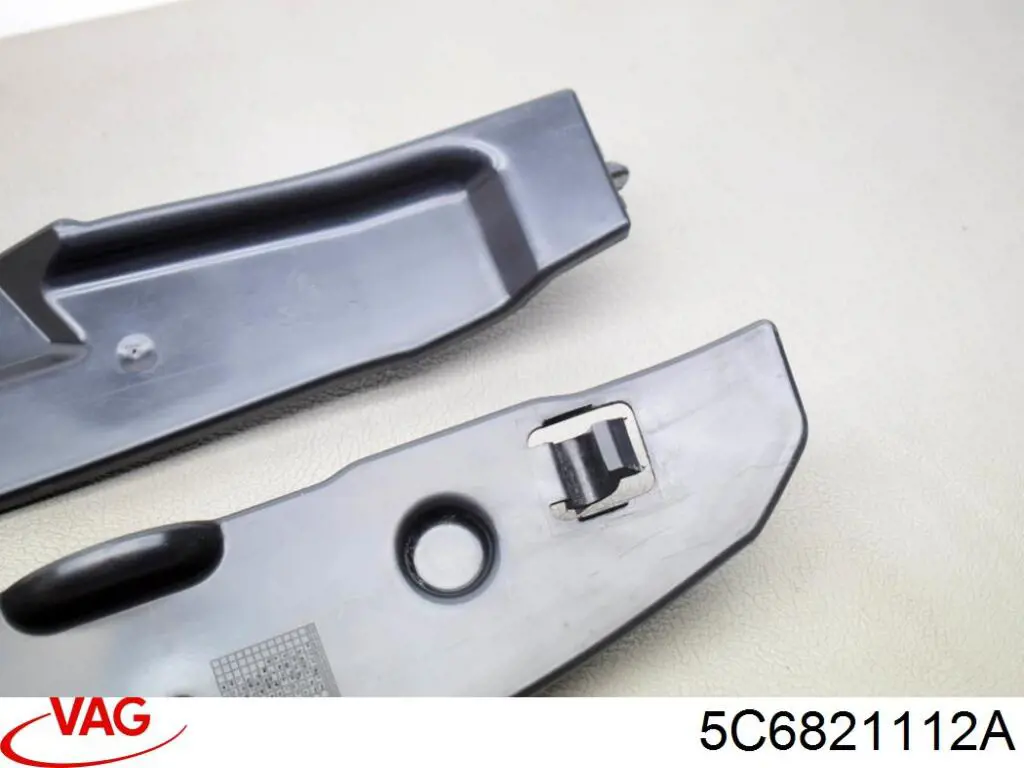 Compactador do pára-lama VAG 5C6821112A preço, a partir de 47,42 USD