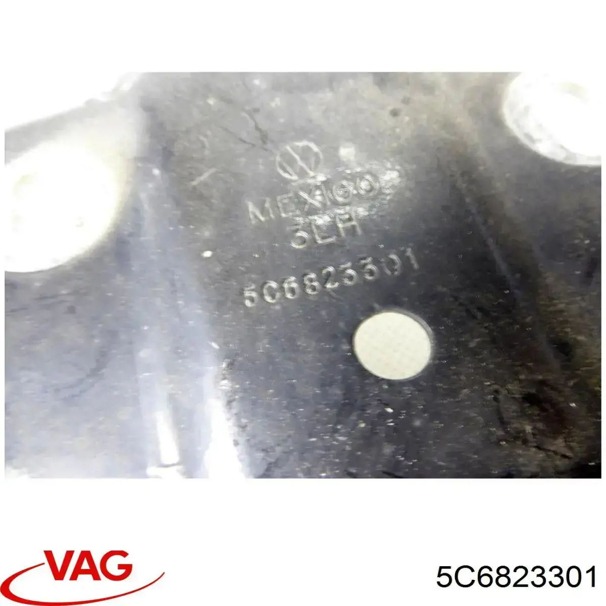5C6823301 VAG Gozno da capota esquerdo