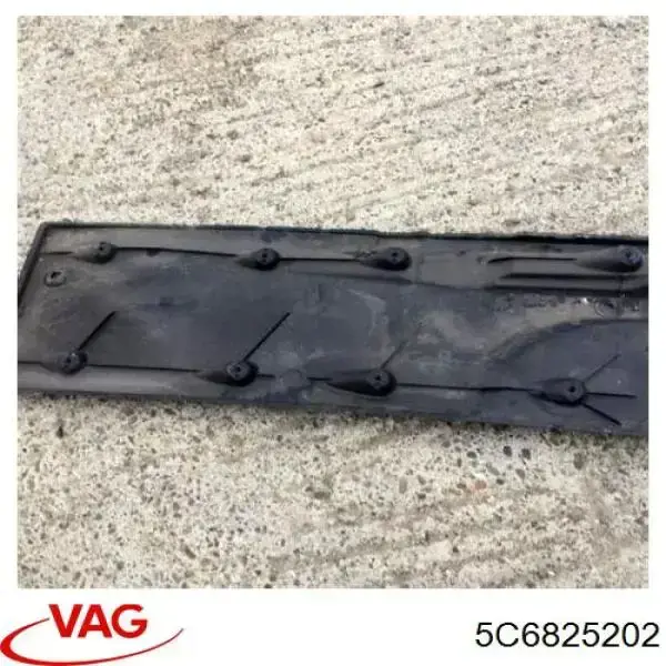 Proteção de fundo direita VAG 5C6825202 preço, a partir de 109,07 USD