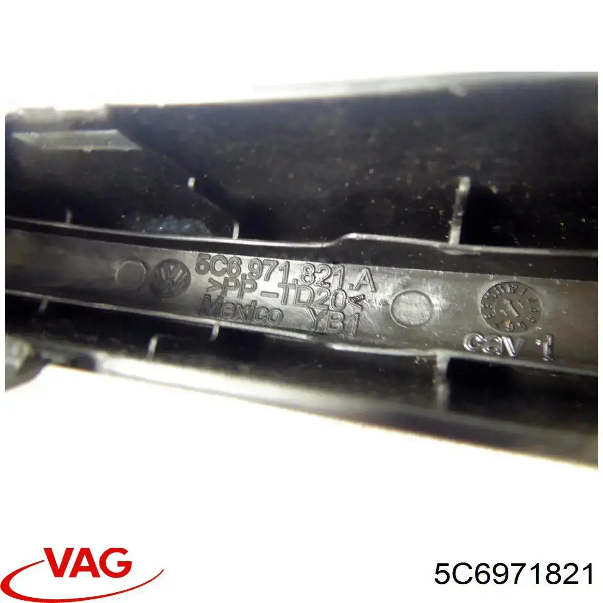 Cobrimento esquerdo da seção de bagagem VAG 5C6971821 preço, a partir de 19,40 USD