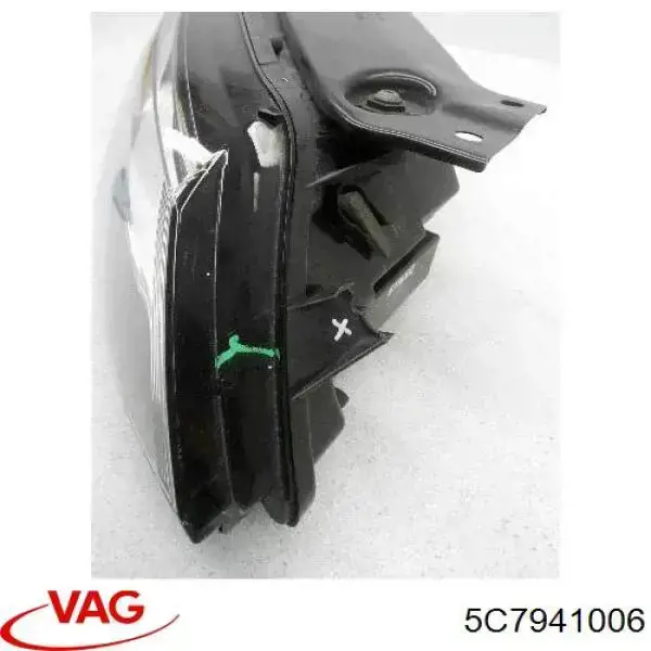 5C7941006 VAG Luz direita