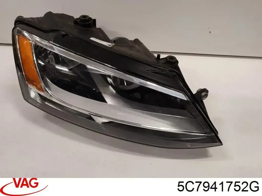 5C7941752G VAG Luz direita