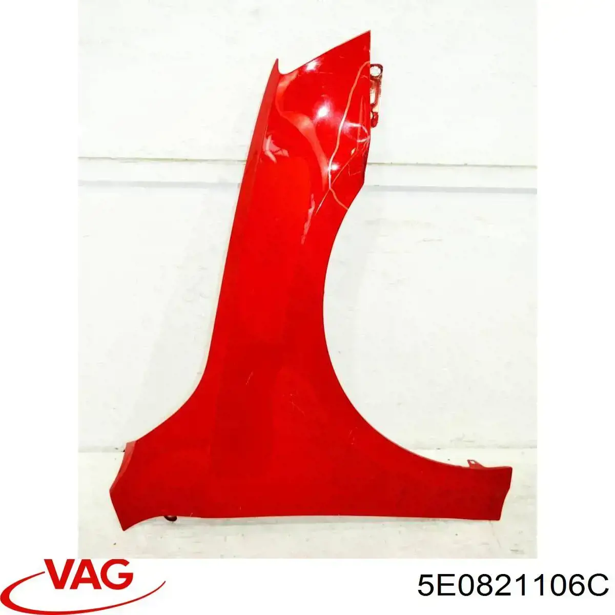 5E0821106C VAG Pára-lama dianteiro direito