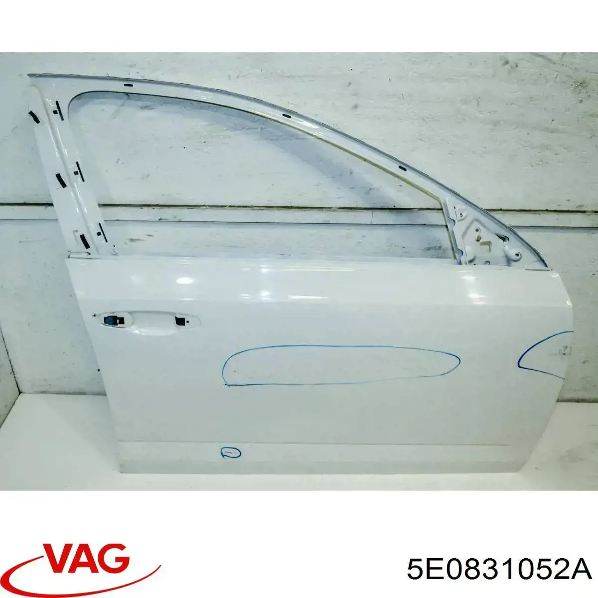 5E0831052A VAG Porta dianteira direita