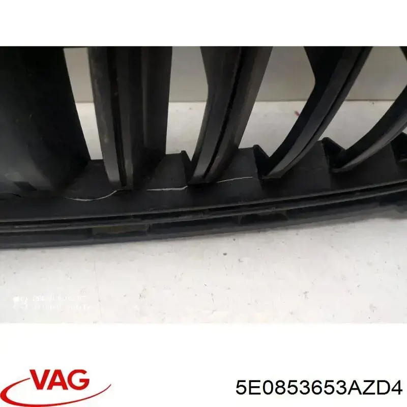 Grelha do radiador VAG 5E0853653AZD4 preço, a partir de 59,75 USD
