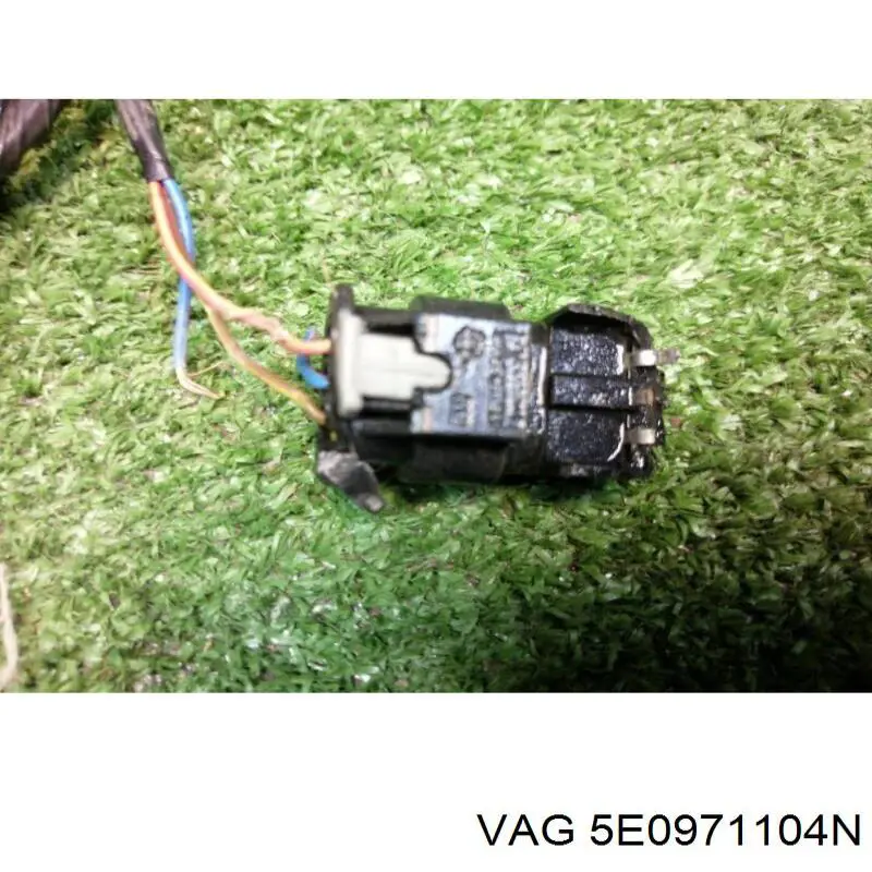  VAG 5E0971104N preço, a partir de 178,17 USD