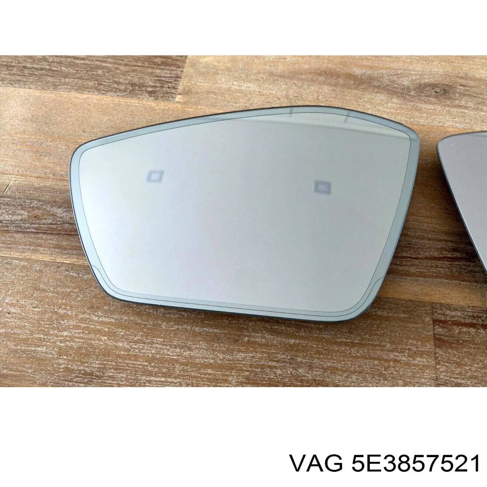 Elemento espelhado do espelho de retrovisão esquerdo VAG 5E3857521 preço, a partir de 35,70 USD