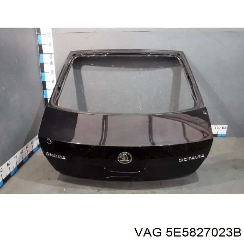 Porta traseira (3ª/5ª porta-malas (tampa de alcapão) VAG 5E5827023D preço, a partir de 599,30 USD