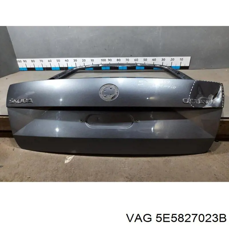 Porta traseira (3ª/5ª porta-malas (tampa de alcapão) VAG 5E5827025F preço, a partir de 599,30 USD
