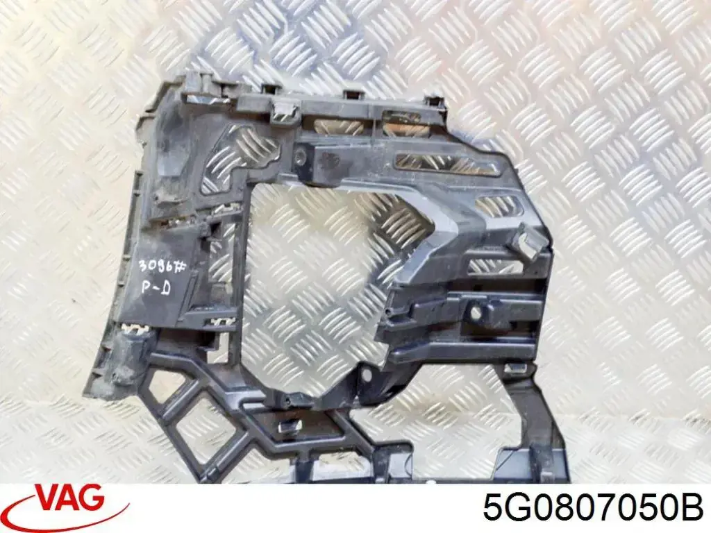 Consola externa direita do pára-choque dianteiro Signeda PVG43192AR preço, a partir de 9,35 USD