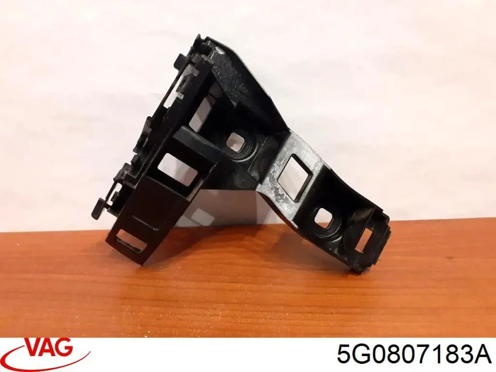 Consola externa esquerda do pára-choque dianteiro VAG 5G0807183A preço, a partir de 6,99 USD