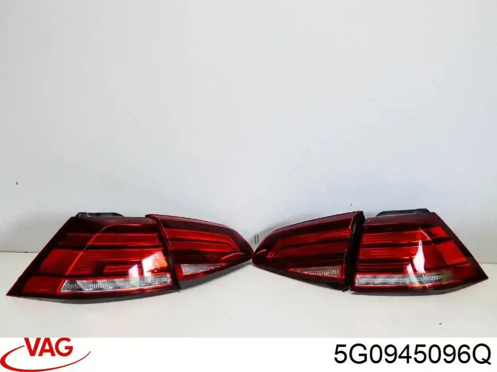 Compre 99451803402 Diamond/DPA Lanterna traseira direita externa