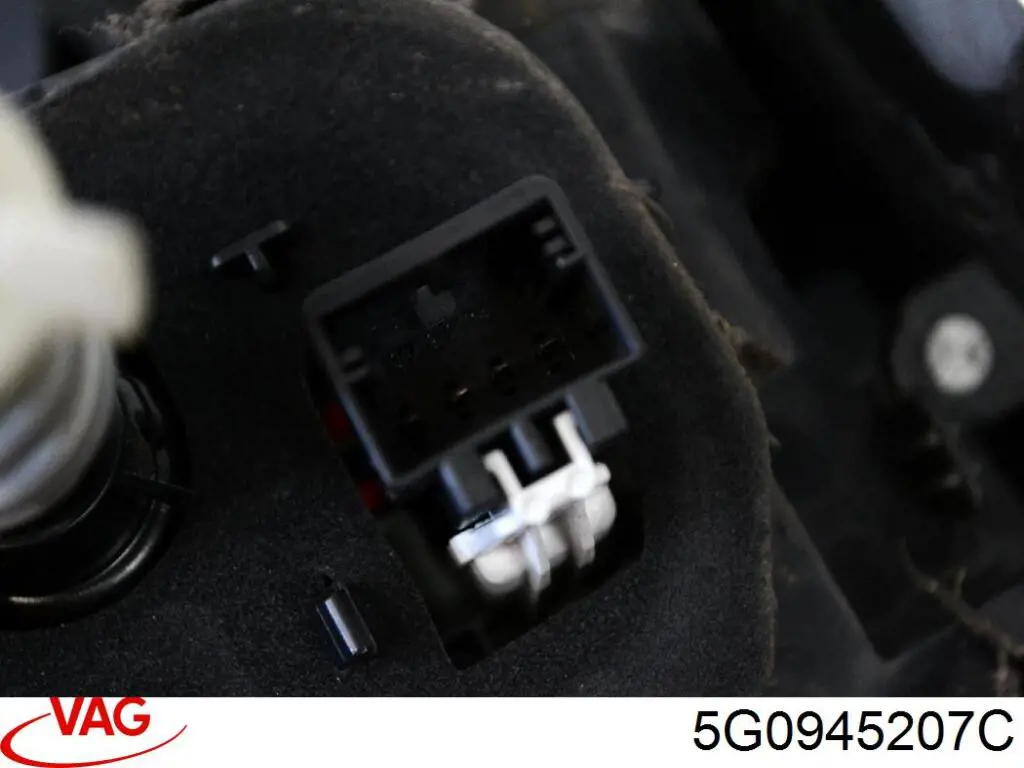 Lanterna traseira esquerda externa VAG 5G0945207C preço, a partir de 135,51 USD