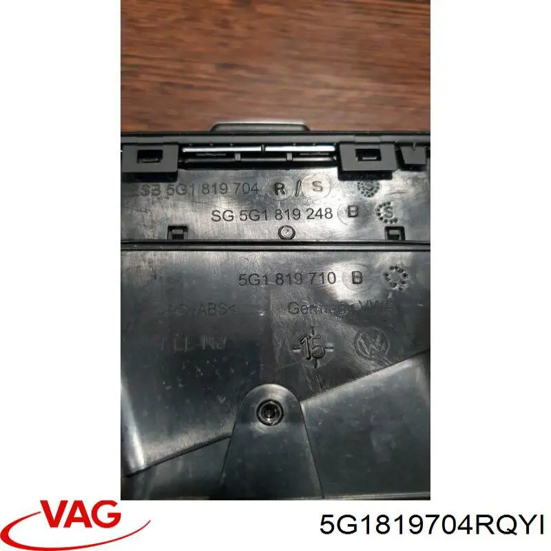 Conduto de ar (distribuidor de ar para "painel de instrumentos") direito VAG 5G1819704R preço, a partir de 44,34 USD