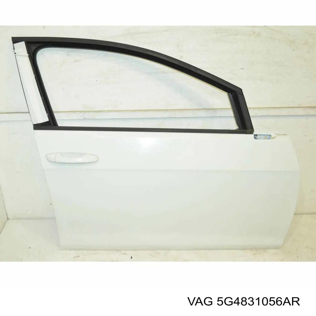 Porta dianteira direita AND 30831008 preço, a partir de 460,57 USD
