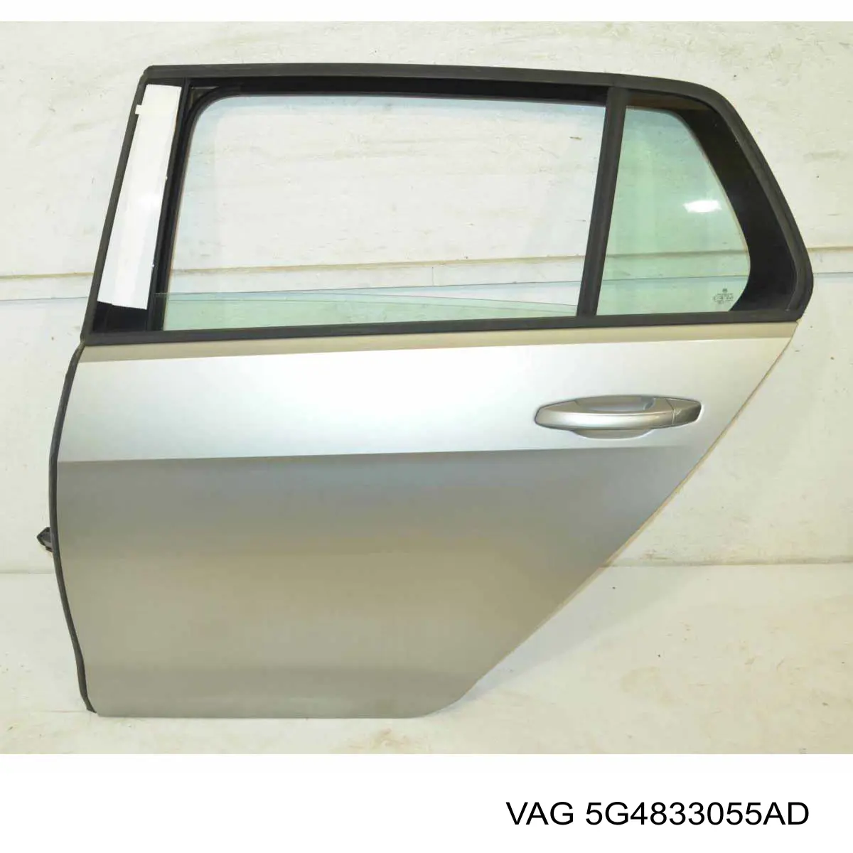 Compre 5G4833055AD VAG Porta traseira esquerda