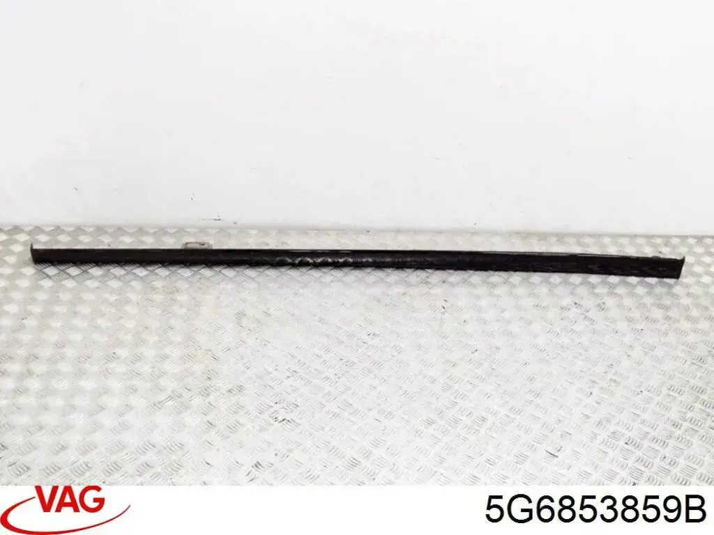 5G6853859B VAG Placa sobreposta (moldura) externa esquerda de acesso
