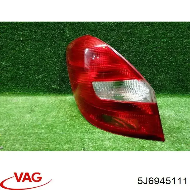 Lanterna traseira esquerda VAG 5J6945111 preço, a partir de 88,53 USD