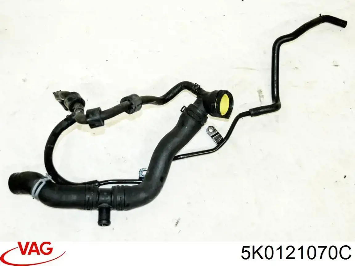 Mangueira (cano derivado) do sistema de esfriamento VAG 5K0121070C preço, a partir de 31,59 USD