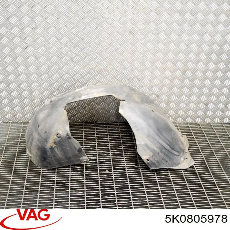 Compre 5K0805978 VAG Guarda-barras direito traseiro do pára-lama dianteiro