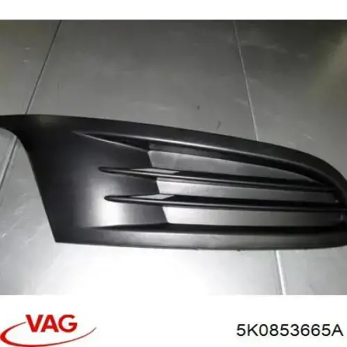 Compre 5K0853665A VAG Tampão (grelha) das luzes de nevoeiro do pára-choque dianteiro esquerdo